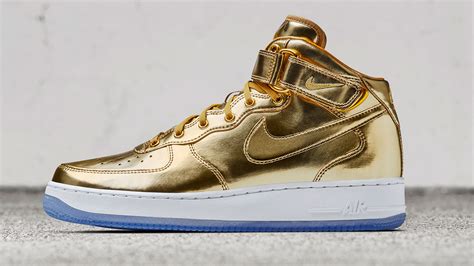 nike gold schuhe|gold shoes nike.